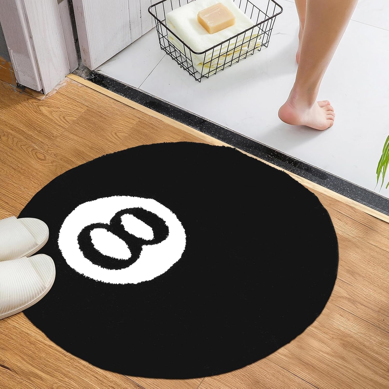 8 Ball Billiards Round Rug